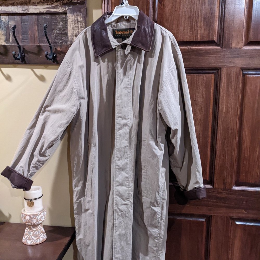 Timberland long coat, leather cuffs and collar size large